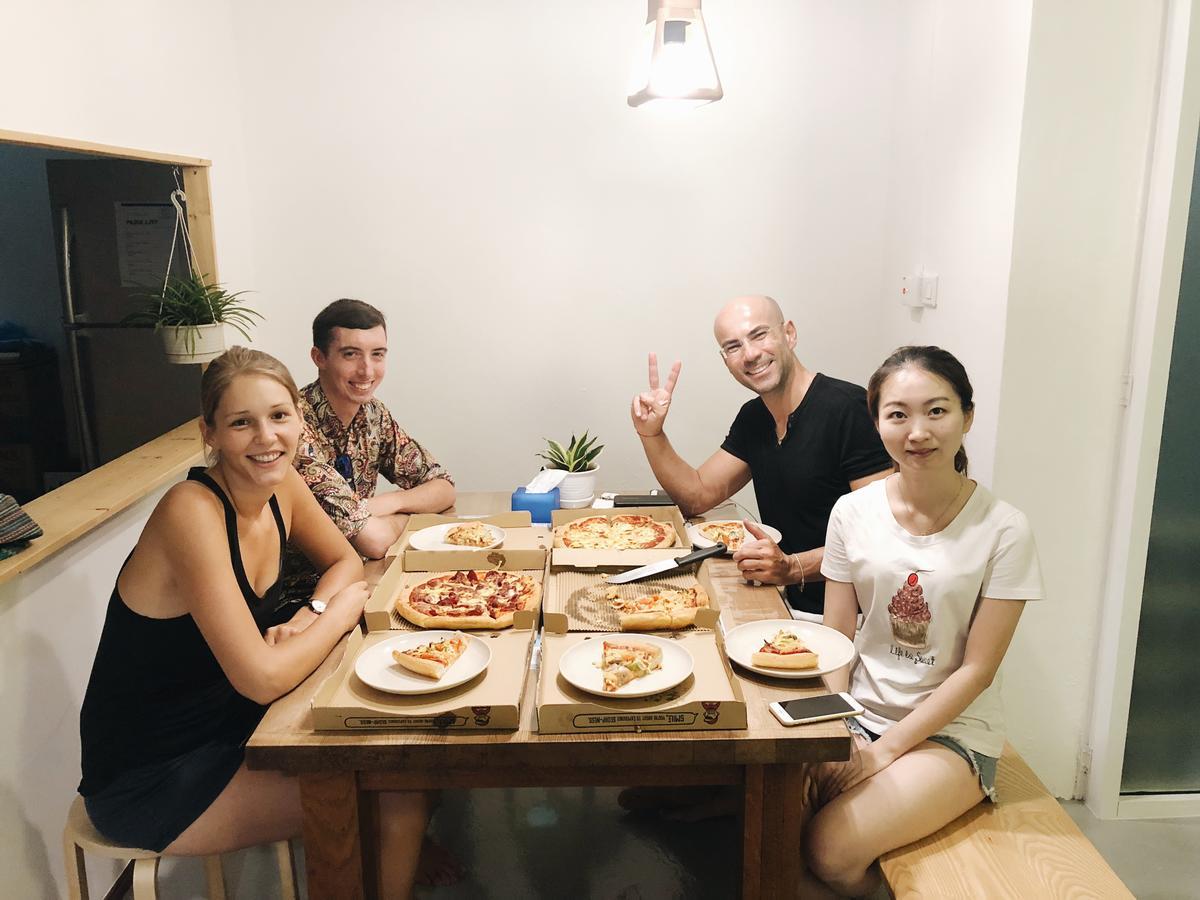Cozy Hostel Kampong Sembulan Kültér fotó