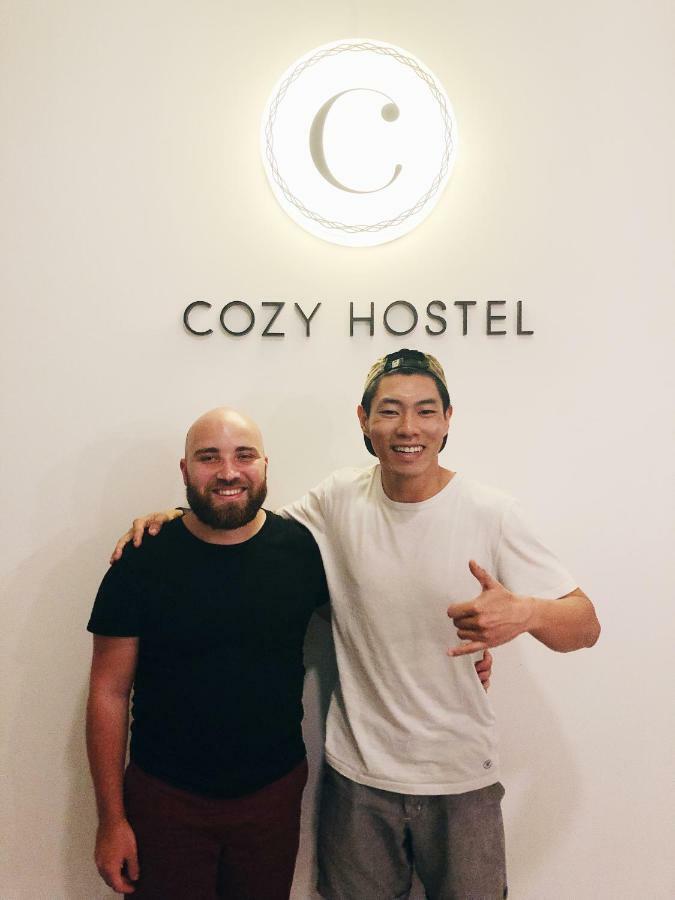 Cozy Hostel Kampong Sembulan Kültér fotó